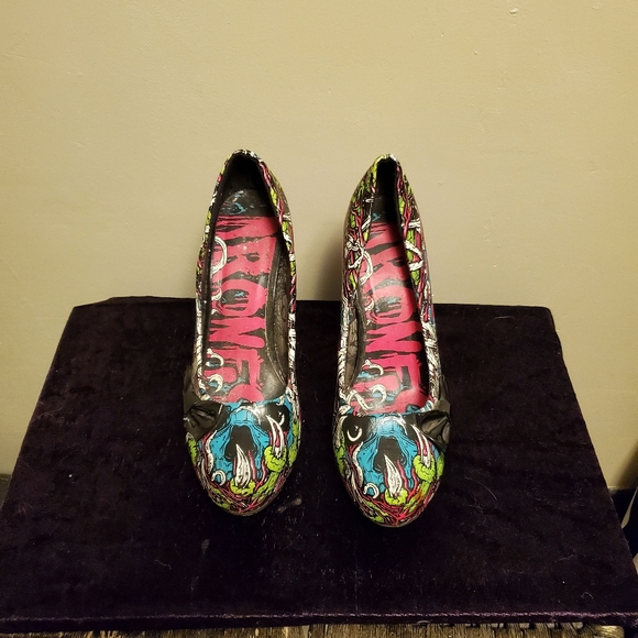 Iron fist pumps - Picture 6 of 7